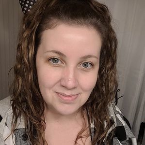 Meet your Posher, Mandy